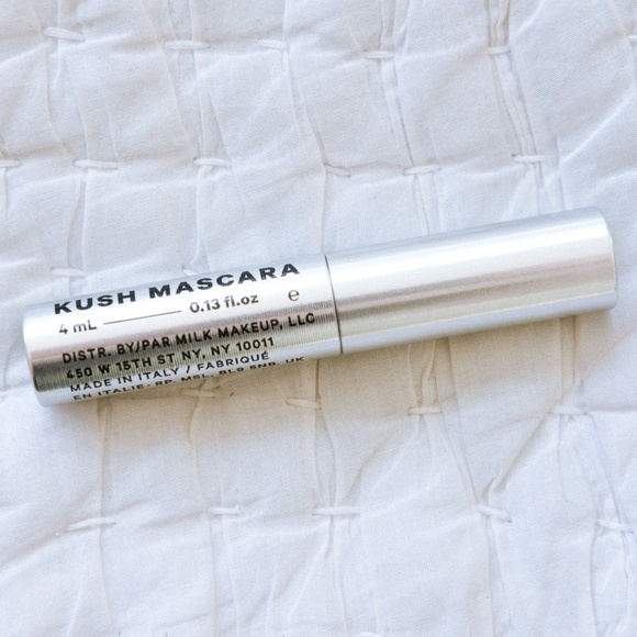 🎉 Host Pick 🎉 4mL Kush Mascara by Milk - Picture 2 of 4